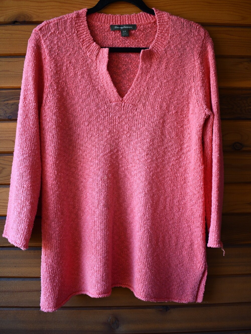 Tommy Bahama Coral Pink V‑Notch Knit Sweater